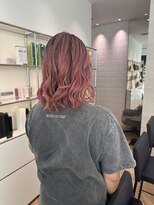 ステア ケース(stair case)&nbsp;ハイライト　細かめ　ピンク　白髪あり