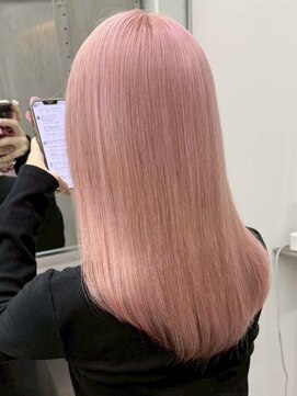 ウィコ 新宿(WICO) ホワイトピンク[新宿駅/ホワイトブロンド/イメチェン/美髪]