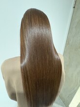 エスト(est)&nbsp;40代/白髪ボカシで髪質改善カラー美髪効果◎【M3D】