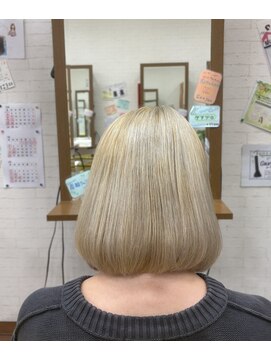 ハイトーンボブ