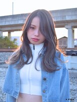 サロンドヒューレー(salon de HYLE)&nbsp;フェミニンロング【デザインカラー×レイヤーカット】