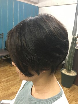 美容室エルカミノ 大人のハンサムショート