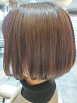 フェイバリット ビューティ ヨシミ(Favorite Beauty YOSHIMI)&nbsp;グレージュカラー×ワンカールボブスタイル