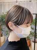 コンパクトな丸みショート