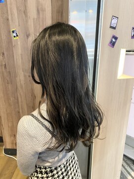 アヴァンス 天王寺店(AVANCE.) ブルーブラック×透明感