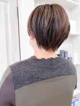 キャアリー(Caary) 福山ストレートパーマ小顔補正立体カット人気 caaryショートヘア