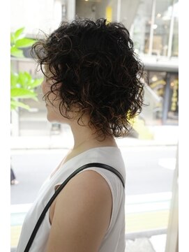 ビビト(bibito) bibito 大人のマッシュウルフ&ネオソバージュ　くるくるパーマ