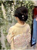 着物に合うアップヘアと清楚メイク