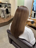 アンクル(ancre)&nbsp;艶髪ストレート×ロング×グレージュ×髪質改善【広島】【横川】