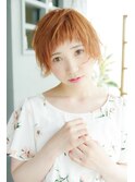 ブルーカラーワインレッドお団子ヘアチェリーレッド刈り上げボブ