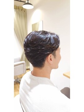 ジーナ(ZINA) 毛流れフェザーパーマ