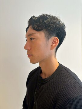 フォークロア 本店(Folk Lore) センターパート/癖毛カット