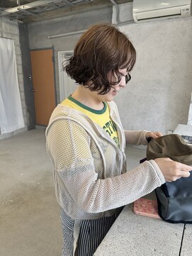 ライトリーク(LIGHT LEAK) ミニボブパーマ