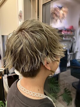 アンバー(amber) メンズカット