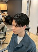 【センターパートマッシュ】抜け感×色気を纏う上品メンズカット