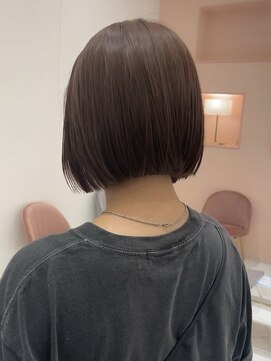 ティディ(Tidi) ミニボブ/ショートボブ/レイヤーボブ/ピンクブラウン/豊中庄内
