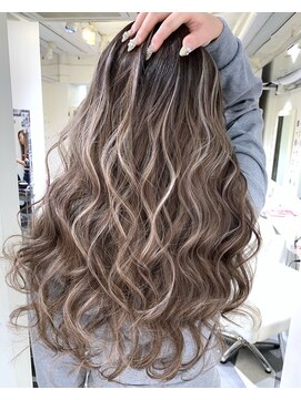 ラピス 千葉(Lapis) グラデーション×シールハイライト