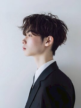 プラス ファースト ヘア(Plus 1st) 無造作マッシュ×ハイライト