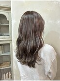 ハイライトでつくる透明感カラー◎