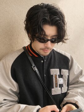 ニュクス(Nyx.) 大人センターパート×ニュアンスパーマ 浜松美容院メンズパーマ