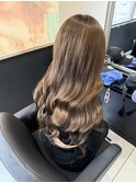 ベージュカラー MAYUKO