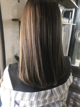 ロウイ 下北沢(LOAWe) #LOAWe guest style 「ミディアムヘア」