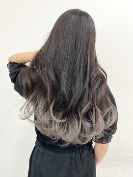 シエスタ バイ アンブルリュクス(siesta by amble luxe) グレイシルバーグラデ