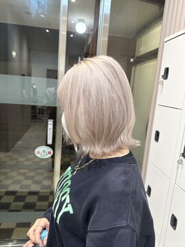 シンシェアサロン 原宿店(Qin shaire salon) 外ハネミディアム くびれカット レイヤーボブ