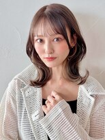 アイティーバイアルバム 北千住店(IT by ALBUM)&nbsp;ブラウンミディくびれヘア_斜めバンググレージュカラー_ba441233