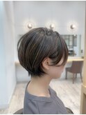 ショートボブ