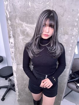 キング 梅田(K!ng) 縮毛矯正髪質改善ハイライトレイヤーカット梅田美容室エクステ