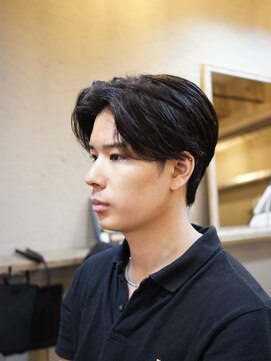 ミオ ベガ(Mio'' VEGA) 毛流れセンターパート