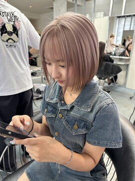 ベル ザ シック(BEL THE CHIC) 【木下限定】10～30代◎切りっぱなしボブ×ピンクベージュ