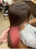  ピンクのインナーカラー