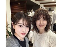 ヒュッゲ(Hygge)の雰囲気（スタッフが協力し合う【チーム美容】でお待ちいたしております）