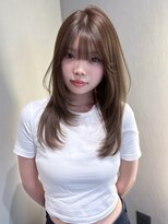 カルマ(KARMA) 赤みなしベージュとハイレイヤーで夏の抜け感