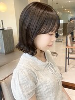 ローレンアオ(LOREN AO)&nbsp;レイヤーボブ/くびれ巻き/オリーブカラー/矢場町