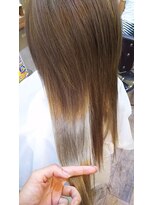 レヴィーマム(Revie mum)&nbsp;エクステでロングヘアーに