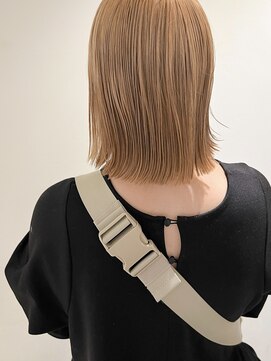 ラミエバイメルト 下北沢(lamie by melt) 【村上慶登】ブロンドベージュ ハイトーンボブ 切りっぱなしボブ