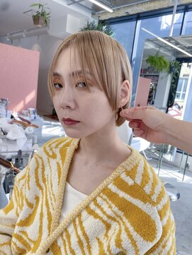 ドーター(daughter) 【daughter mami】ベージュカラーマッシュボブ