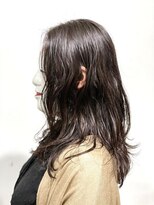 コマ(coma)&nbsp;【coma中野】ラフカーリーヘア_ゆるロングパーマ_暗紫カラー