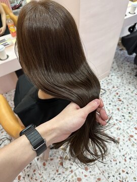 ボタン シブヤ(VOTAN SHIBUYA) 韓国ヘア/くびれヘア/艶感カラー/オリーブグレージュ