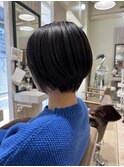 ショートボブ／くびれボブ