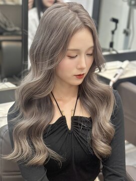 エリーツ(elyts) 韓国風グレージュ【渋谷】