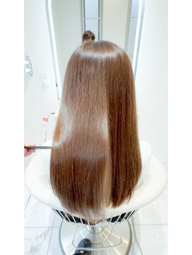 ジュエル(JEWEL) 上品グレージュ　髪質改善　トリートメント　TOKIO ヘッドスパ