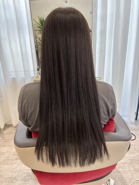 ウイ バイ ファースト 北四番丁店(u'i by first) 透明感グレージュロングスタイル