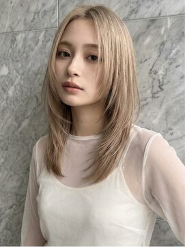 ロウル 渋谷(LOWRL) ミディアムレイヤー/似合わせカット/ハイトーン/ブリーチ/渋谷