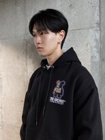 オルカ(ORCA)&nbsp;センターパート　曲がる縮毛矯正　毛流れ　メンズ　南川聖華