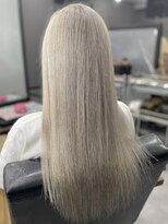 ウェイビー 桜木町店(WAVY)&nbsp;ホワイトミルクティーベージュ
