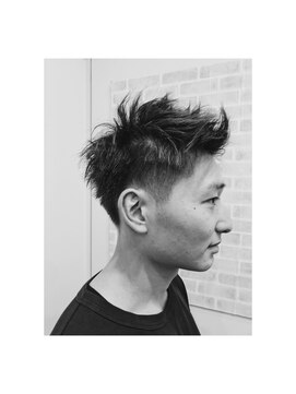 ビーダッシュアヴェダ(B dash AVEDA) ベリーショート